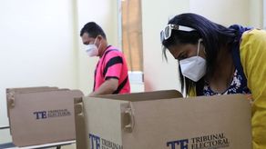 Se han instalado 1,087, centros de votación y 1,732 mesas de votación en todo el país.