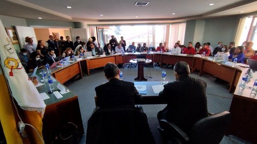 Negociaciones entre el Gobierno de Ecuador e indígenas.
