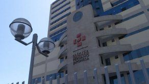 Fujimori fue dado de alta pero seguirá siendo evaluado por médicos