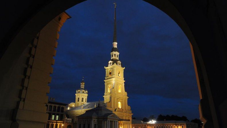 Desentierran en Rusia restos de último zar para nueva investigación