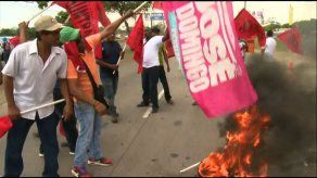 Obreros en Panamá Este cierran los cuatro paños de la Vía Domingo Díaz