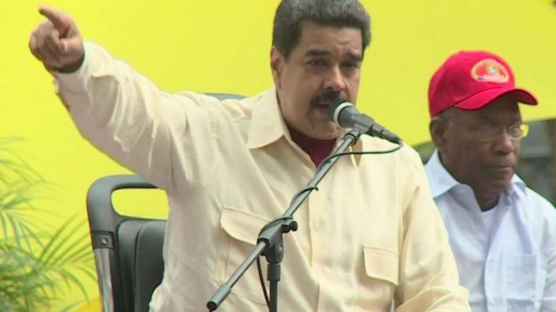 Maduro cumplió tres años de gobierno con una oposición que busca sacarlo del poder