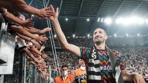Giorgio Chiellini se despide de la afición.