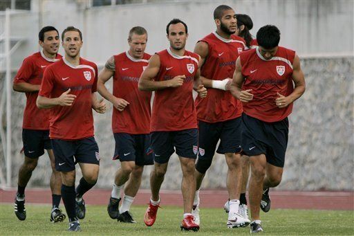 Premundialistas y amistosos en una jornada de puro fútbol