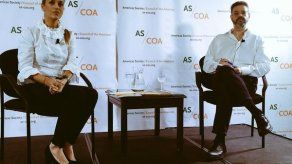 El mundo es clave para atender crisis en Venezuela: Lilian Tintori