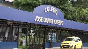 PN busca ubicar a sujeto captado incurriendo actos inmorales frente a un colegio en Herrera PN busca ubicar a sujeto captado incurriendo actos inmorales frente a un colegio en Herrera