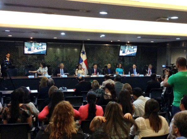 Realizan consulta ciudadana para ratificación de nuevos magistrados