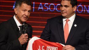Paraguay presentó a su nuevo entrenador