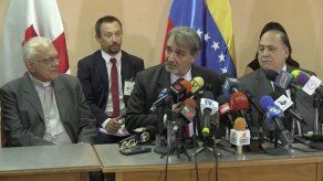 Cruz Roja dice alistarse para entregar ayuda a Venezuela