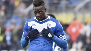 Balotelli es expulsado otra vez de entrenamiento del Brescia