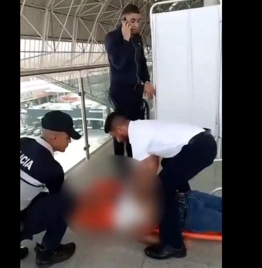 Línea 2 del Metro: Aplican RCP a persona que se desvanece dentro de las instalaciones