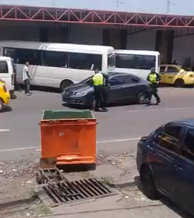 Detienen a conductora por fuga e intento de atropello a policías en La Chorrera