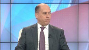 Importaciones de armas se reabrirán ordenadamente anuncia Ministro