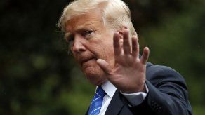 Grabación muestra que Trump discutió el pago a una exmodelo