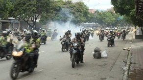Policías en motos disolvieron marcha contra Maduro en Caracas