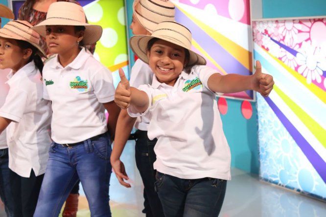 Promocionando Semilla de Cantores 2015