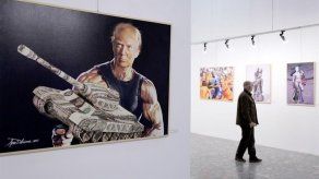 Trump se convierte en la controvertida inspiración de un artista albanés