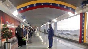Venezuela autoriza vuelos desde y hacia Panamá