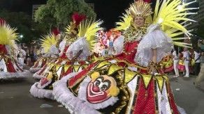 Extranjeros en el sambódromo de Rio