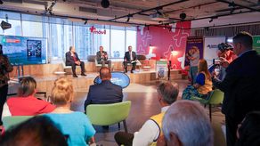 Esta alianza va acompañada de cientos de voluntarios de la Fundación Más Móvil, de la Asociación de Clubes de Leones, y Banco Nacional de Panamá