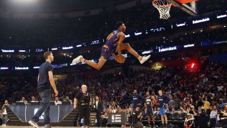 Robinson III brilla en concurso de mates de Juego Estrellas