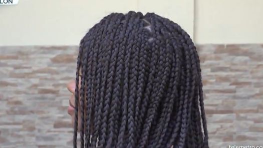 Estudiantes con peinados afro regresan a clases en Colón. Estudiantes con peinados afro regresan a clases en Colón.