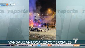 Sujetos encapuchados vandalizaron varios comercios en Colón