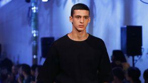 La moda hombre recicla piezas deportivas para un nuevo estilismo formal