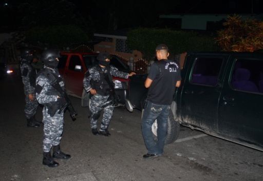 Retienen a 34 sujetos en operativo antipandillas en San Miguelito