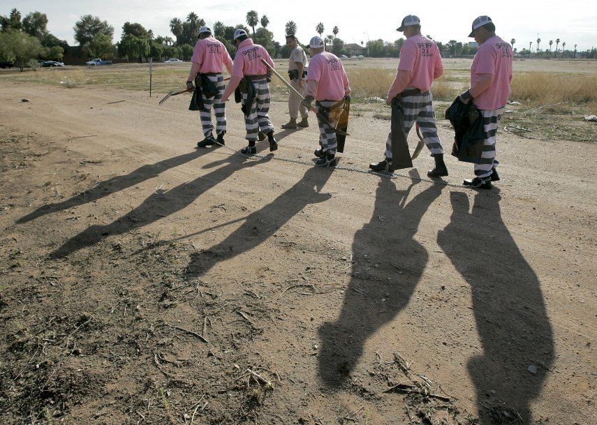 El trabajo forzado de reclusos es una práctica común en Estados Unidos.