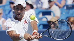 Djokovic arrolla a Wawrinka y avanza a semis en Cincinnati