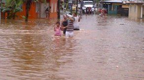 Asistencia humanitaria es distribuida en áreas afectadas de Colón