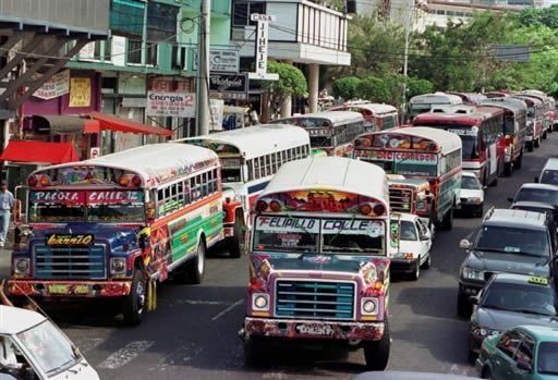 Movimiento 23 de Octubre en contra de importación de Diablos Rojos