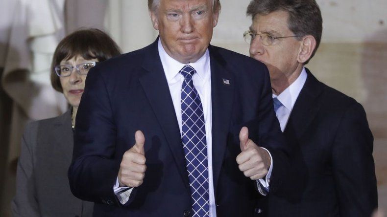 Trump dice que se construirá el muro en su primer mandato