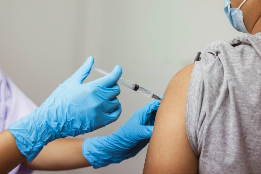 El 87.5 % personas fallecidas no contaba con la vacuna. El 87.5 % personas fallecidas no contaba con la vacuna.