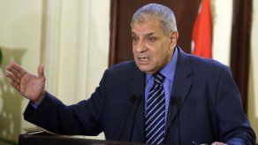 Egipto defiende alza de casi 80% en su combustible Egipto defiende alza de casi 80% en su combustible