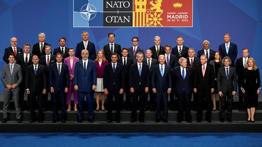 La OTAN abrió el proceso para la adhesión de Finlandia y Suecia.