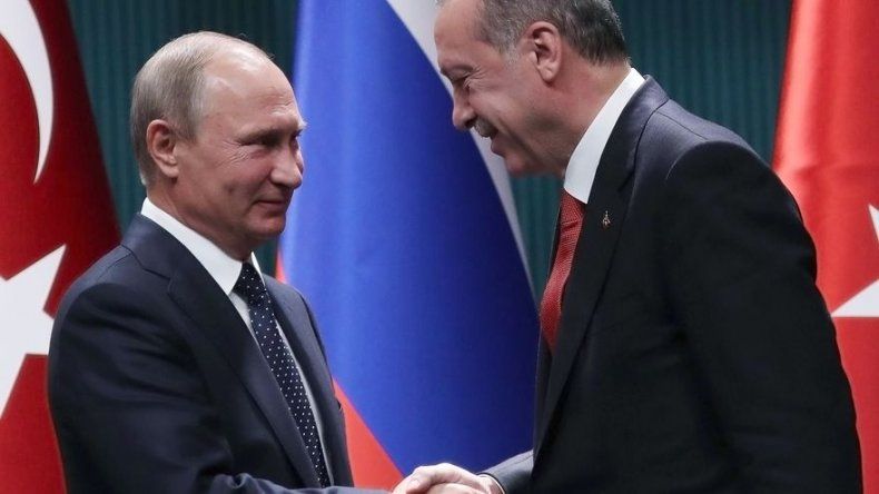 Erdogan se reúne mañana con Putin en Rusia para analizar situación en Siria