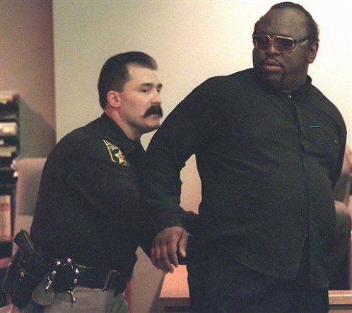 Fallece Michael Dokes, ex campeón de los pesados por la AMB