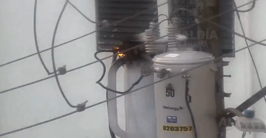 Sistema de videovigilancia de la Alcaldía de Panamá detecta incendio en un transformador.