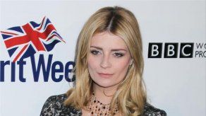 Mischa Barton está desolada por demandar a su madre