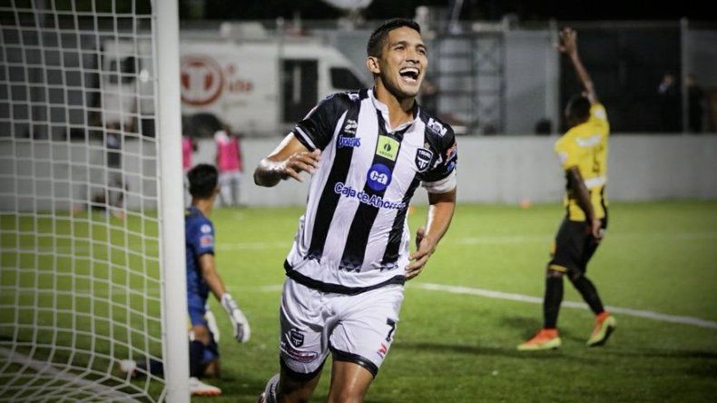 Tauro recibe al Walter Ferretti en el Rommel Fernández