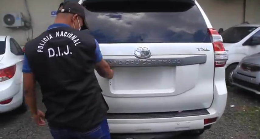 Las autoridades recomiendan adquirir vehículos en locales de alquiler confiables.