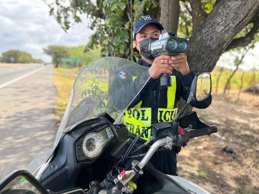155 boletas de tránsito fueron por exceder límites de velocidad.