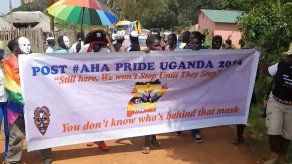 Homosexuales celebran fin de ley anti gay en Uganda