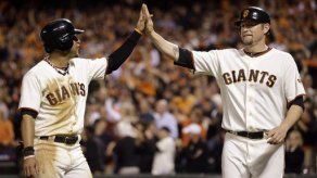 Gigantes empatan la serie contra Cardenales