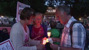 Familiares y vecinos en Boquete realizaron vigilia por jóvenes holandesas