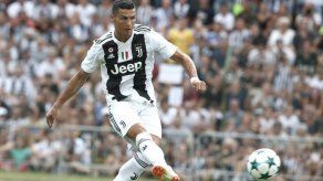 Cristiano Ronaldo firma en amistoso su estreno goleador con la Juventus