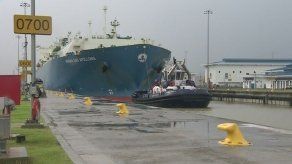 Nuevo hito en Canal Ampliado tras tránsito de buque con GNL