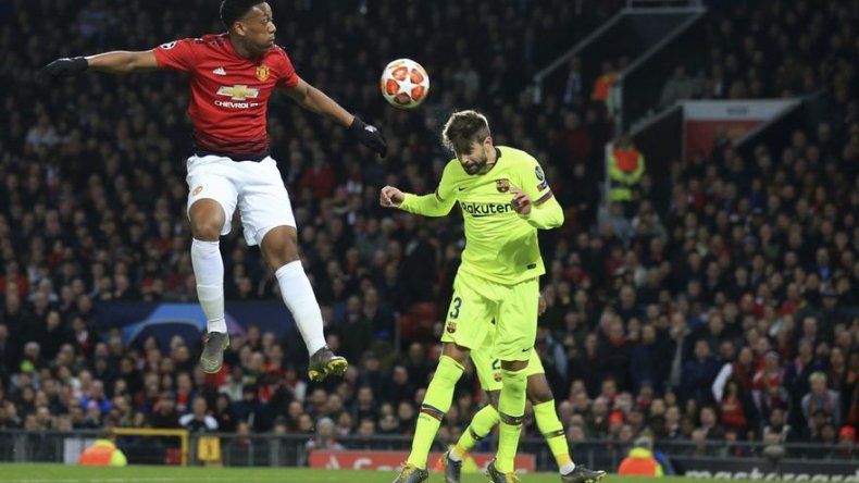 Barcelona confía de nuevo en Piqué para frenar al United